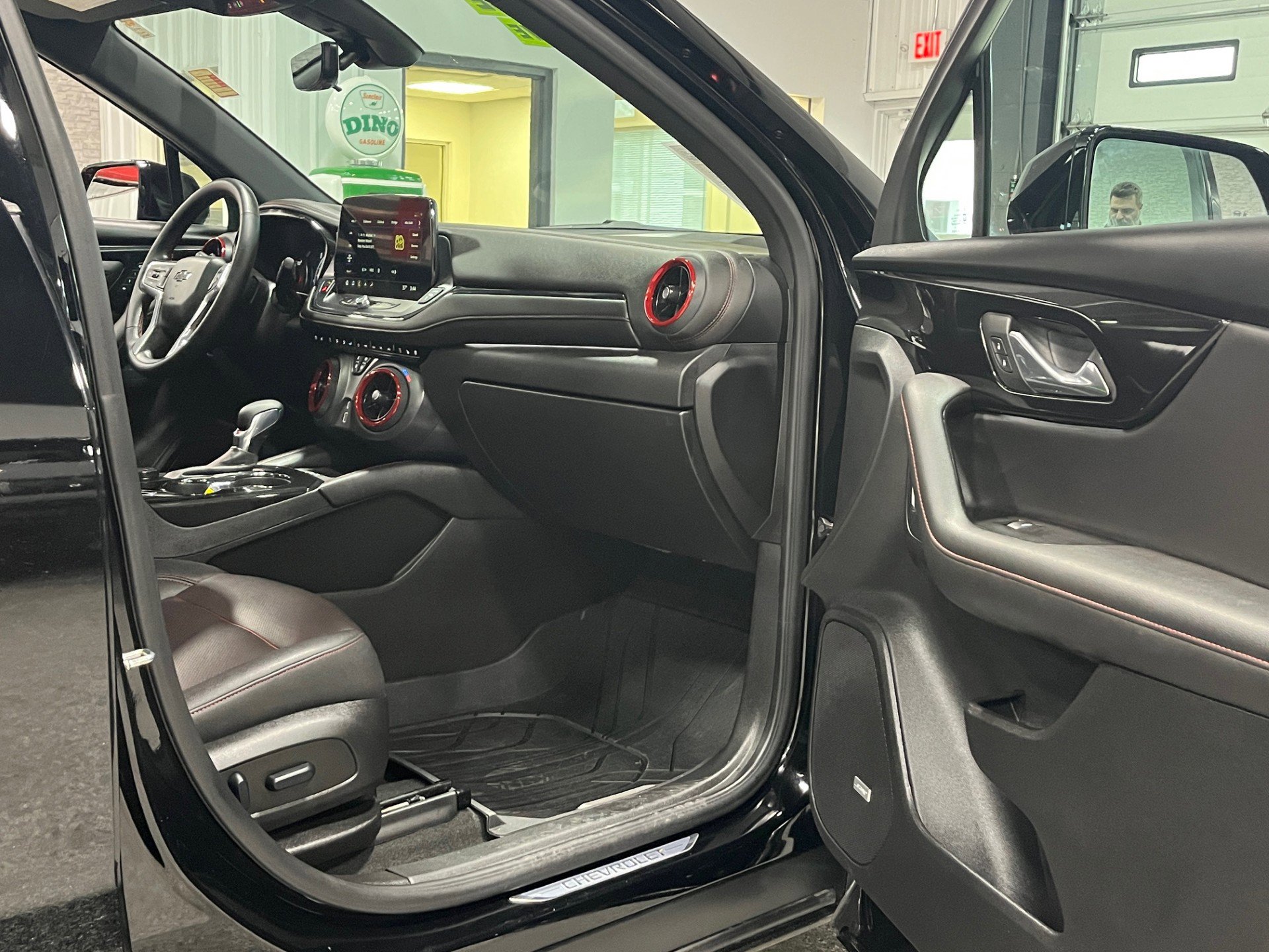 Certified 2023 Chevrolet Blazer RS w/ Driver Confidence II Package AWD/4WD image 9