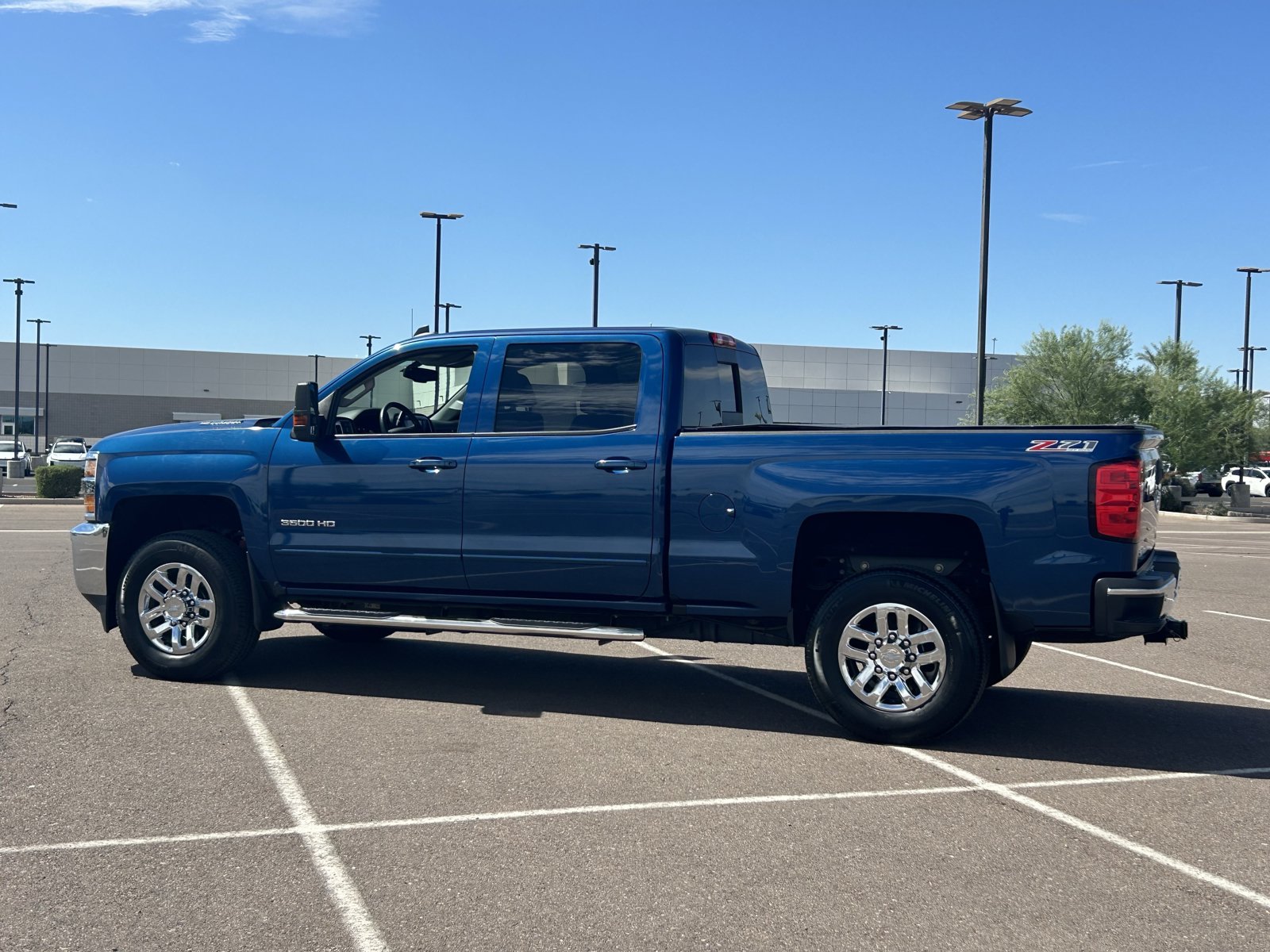 Used 2016 Chevrolet Silverado 3500 LT w/ LT Convenience Package AWD/4WD image 3