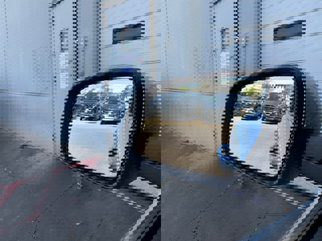 Used 2025 Hyundai Venue SEL image 18