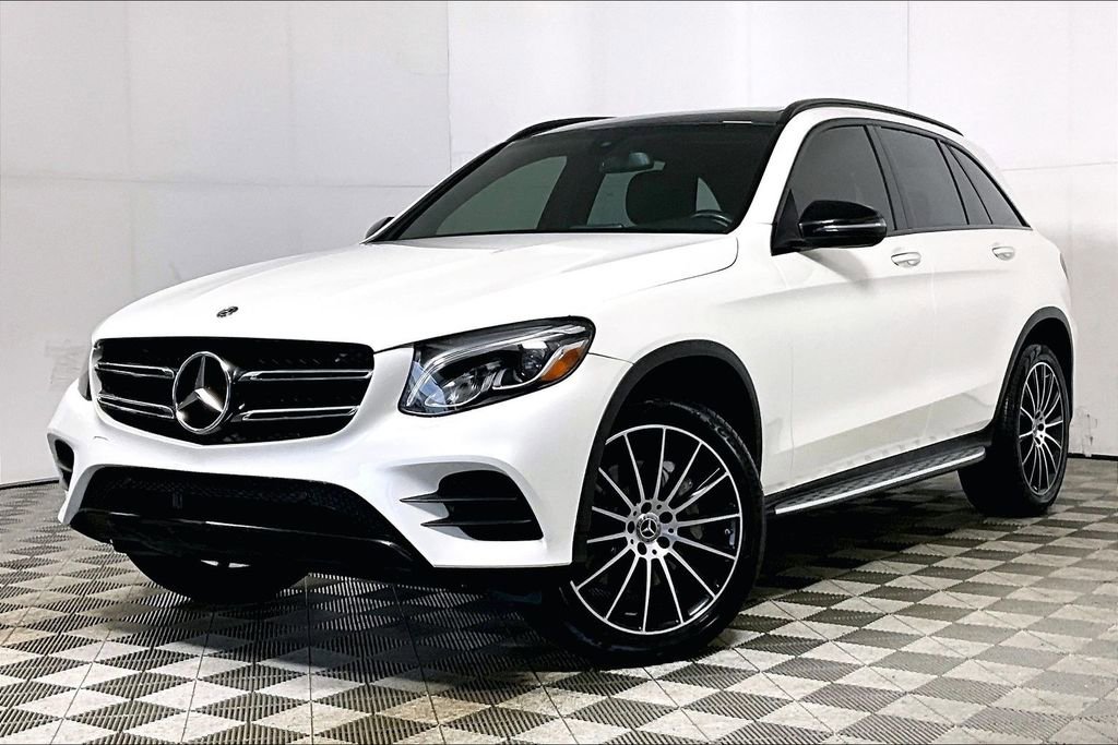 Used 2019 Mercedes-Benz GLC 300 w/ AMG Line image 2