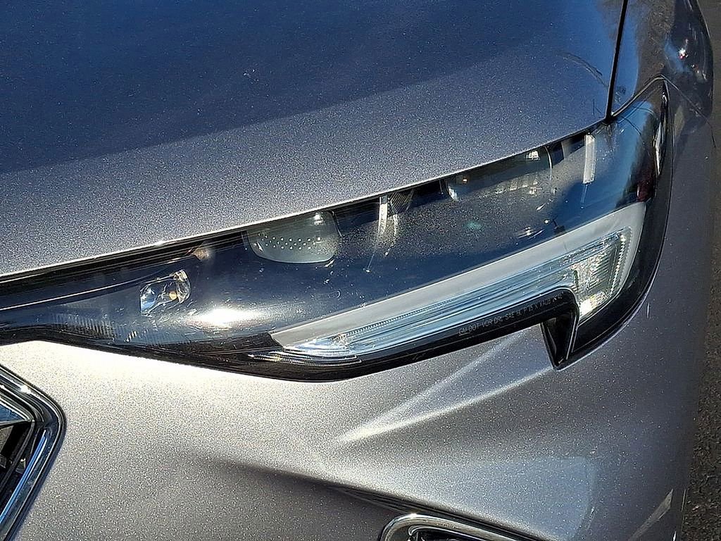 Used 2021 Buick Envision Avenir w/ Technology Package II image 9