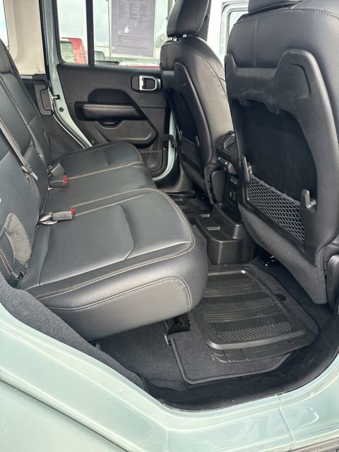 Used 2024 Jeep Wrangler Sahara w/ Technology Group AWD/4WD image 24