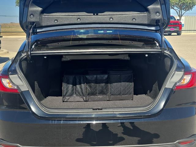 Used 2026 Toyota Camry SE w/ Convenience Package image 12