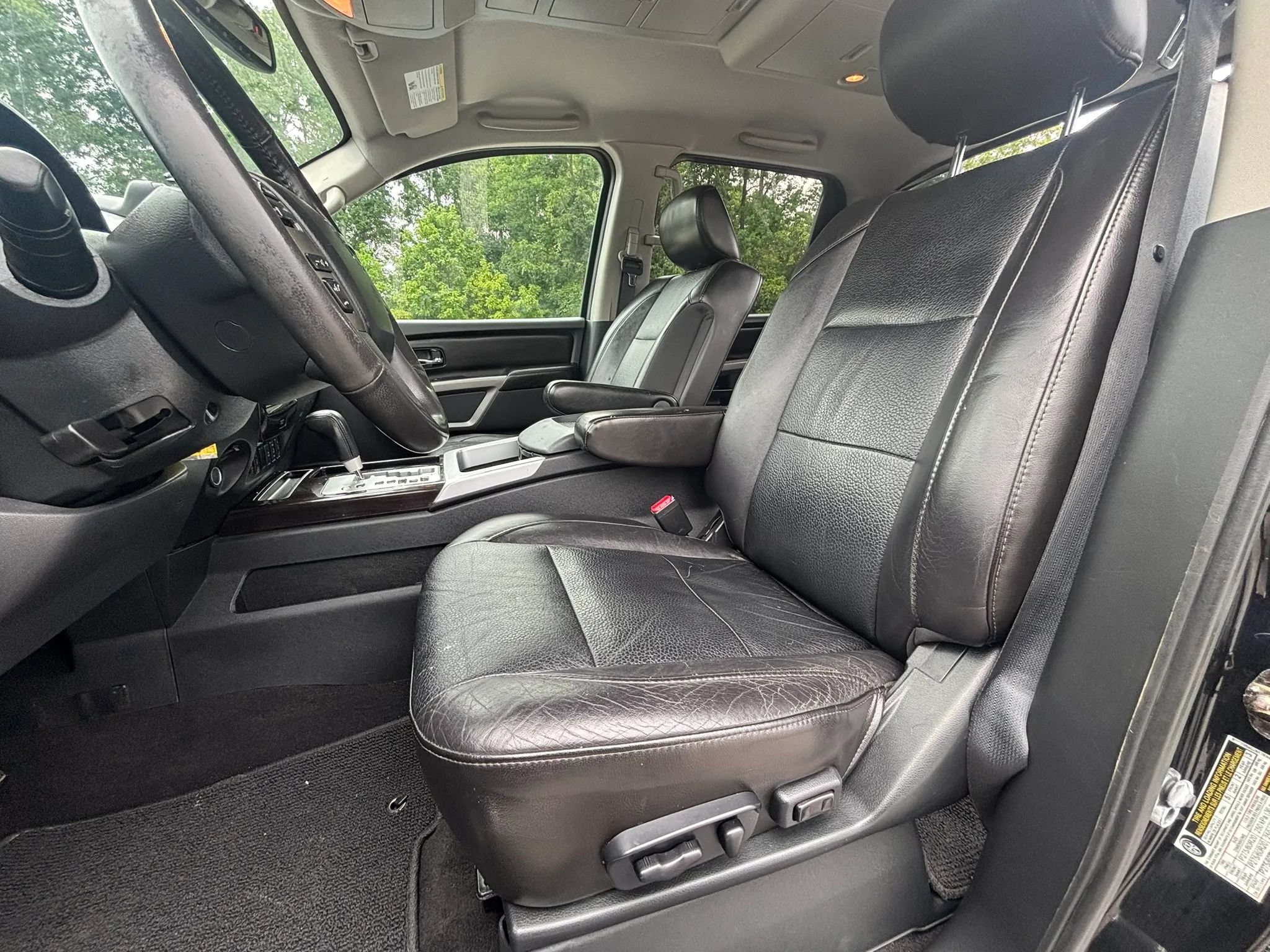 Used 2015 Nissan Titan SL w/ SL Heavy Metal Package AWD/4WD image 26