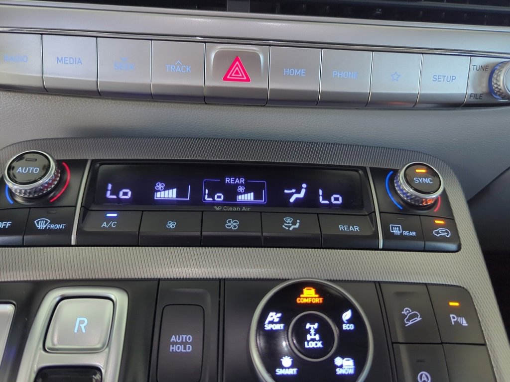 Used 2020 Hyundai Palisade SEL w/ Premium Package image 23