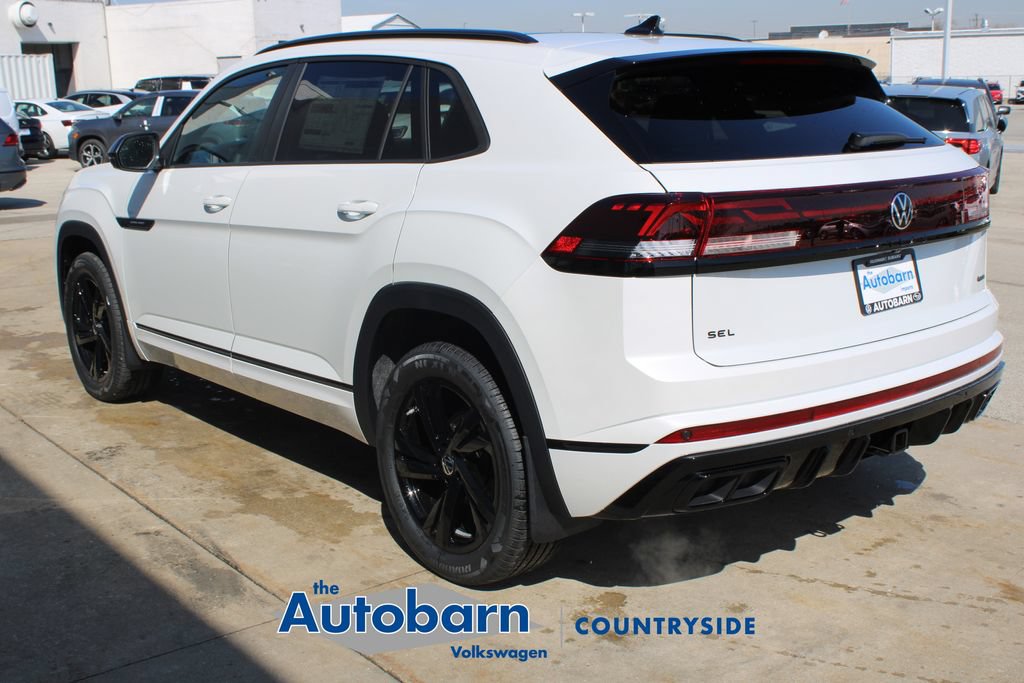 New 2026 Volkswagen Atlas Cross Sport SEL R-Line AWD/4WD image 4