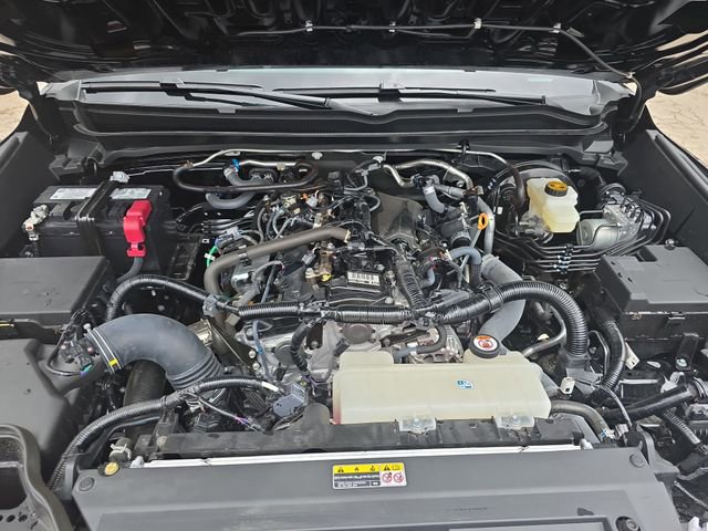 Used 2025 Toyota Tacoma SR5 image 29