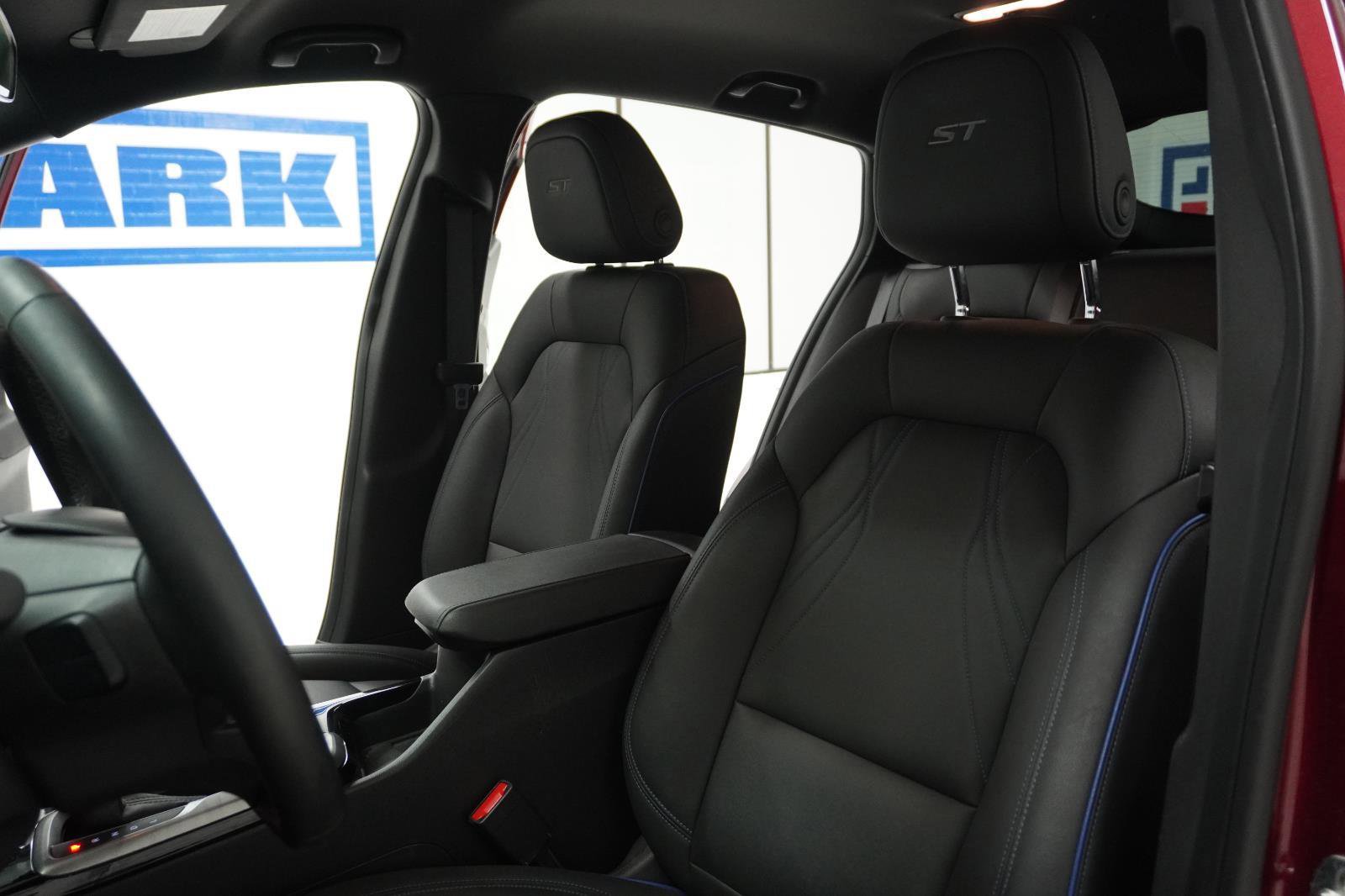 Used 2024 Buick Envista Sport Touring w/ Convenience II Package image 18