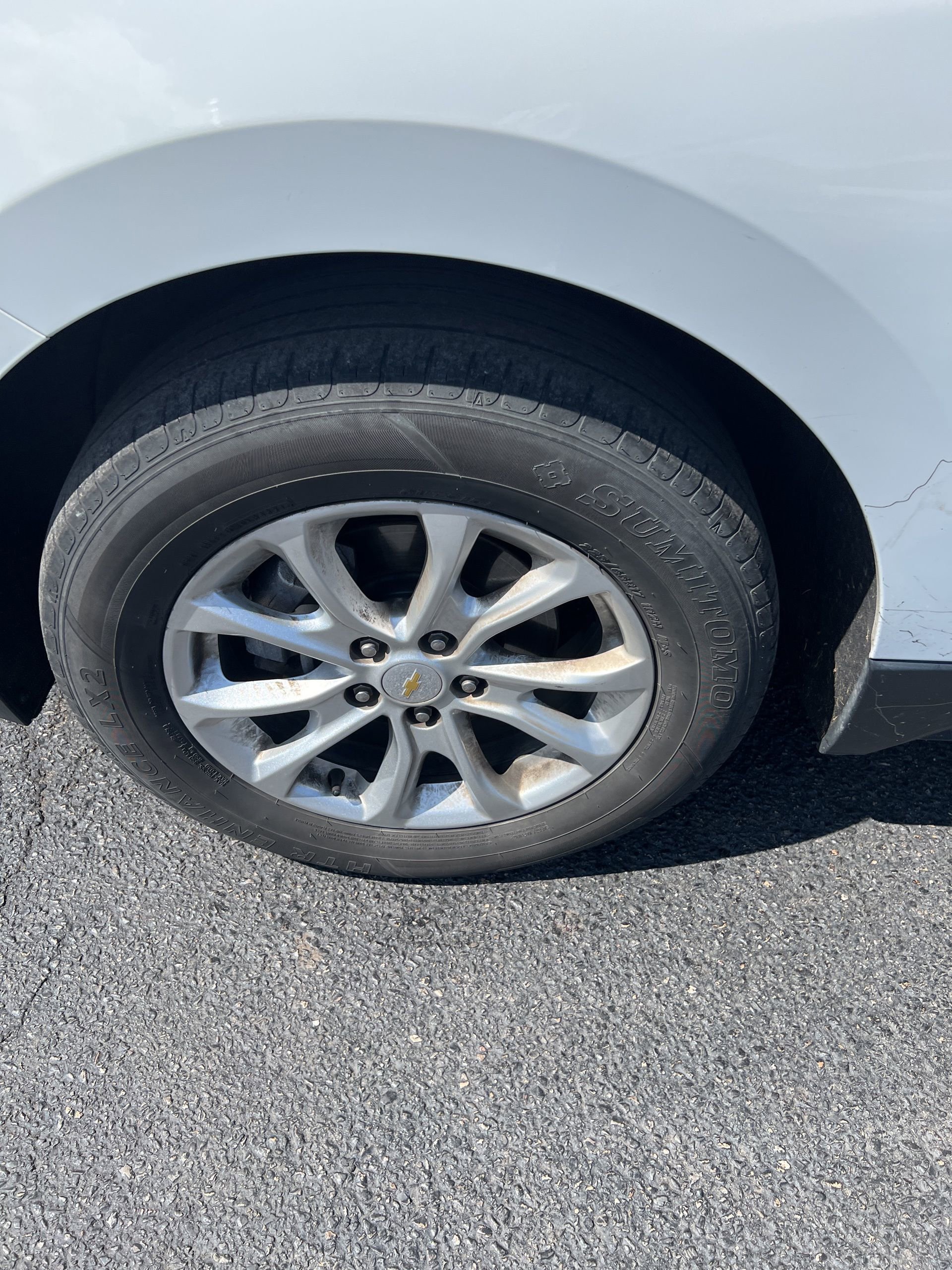 Used 2018 Chevrolet Equinox LS FWD image 9