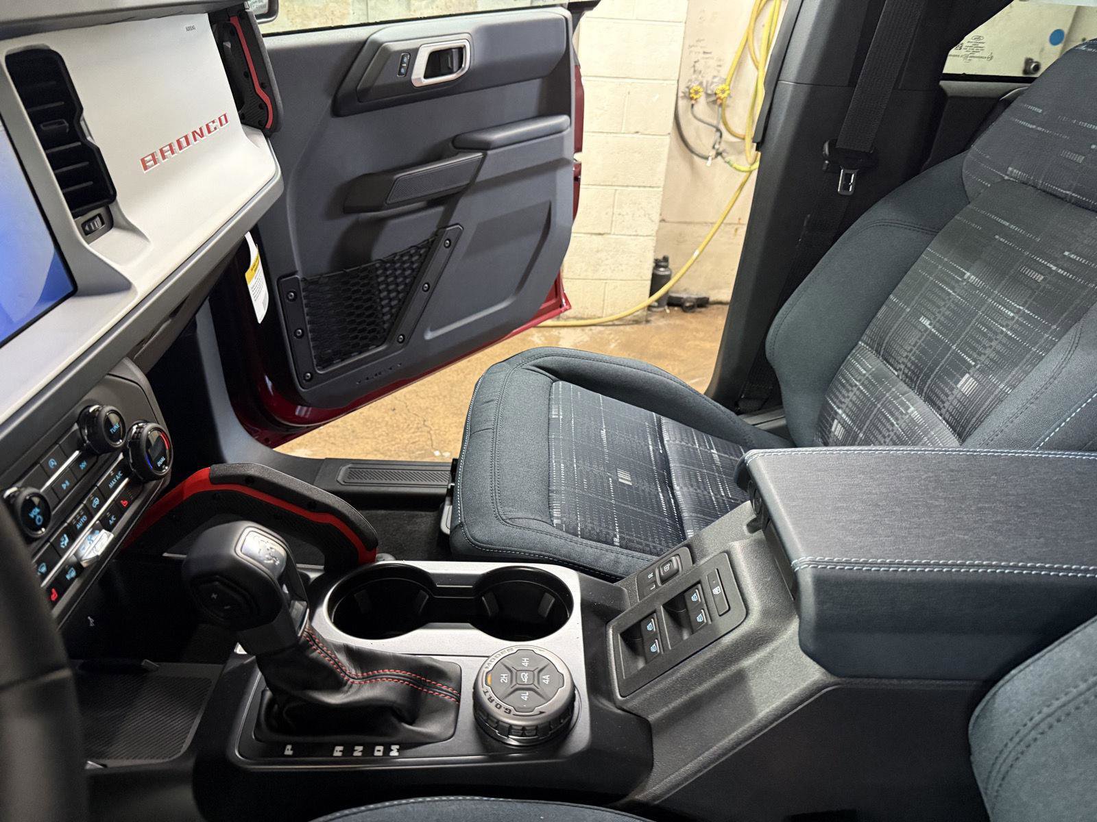 New 2025 Ford Bronco Heritage Edition image 17