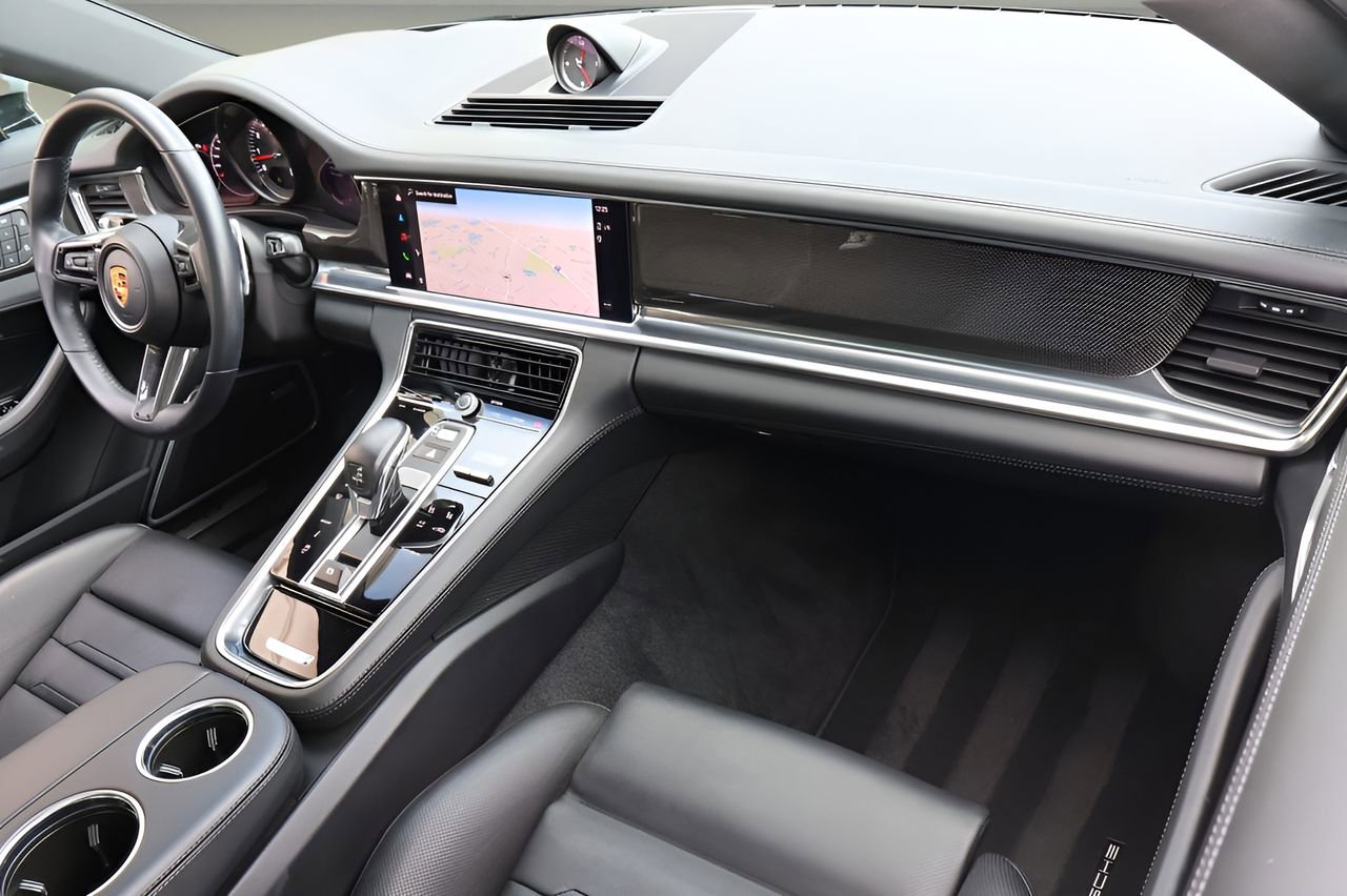 Used 2022 Porsche Panamera 4S image 12