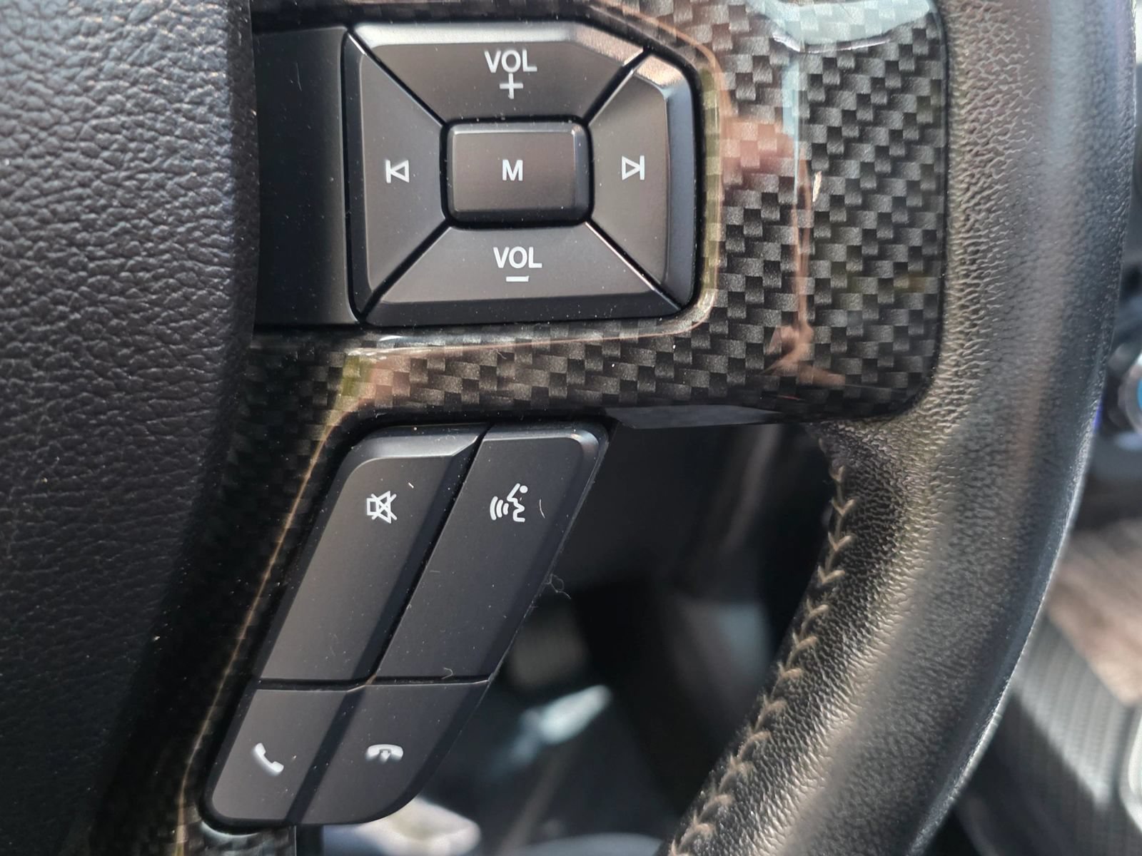 Used 2017 Ford F250 Lariat w/ Lariat Ultimate Package AWD/4WD image 23