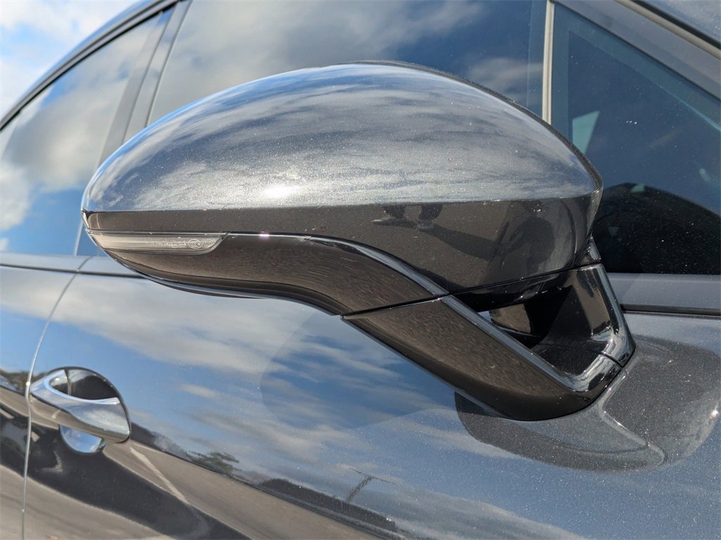 Used 2018 Porsche Panamera 4 image 10