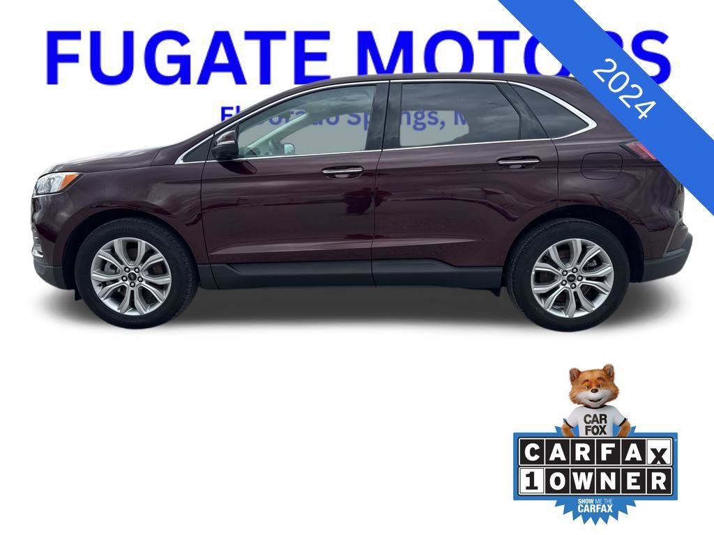 Used 2024 Ford Edge Titanium image 2