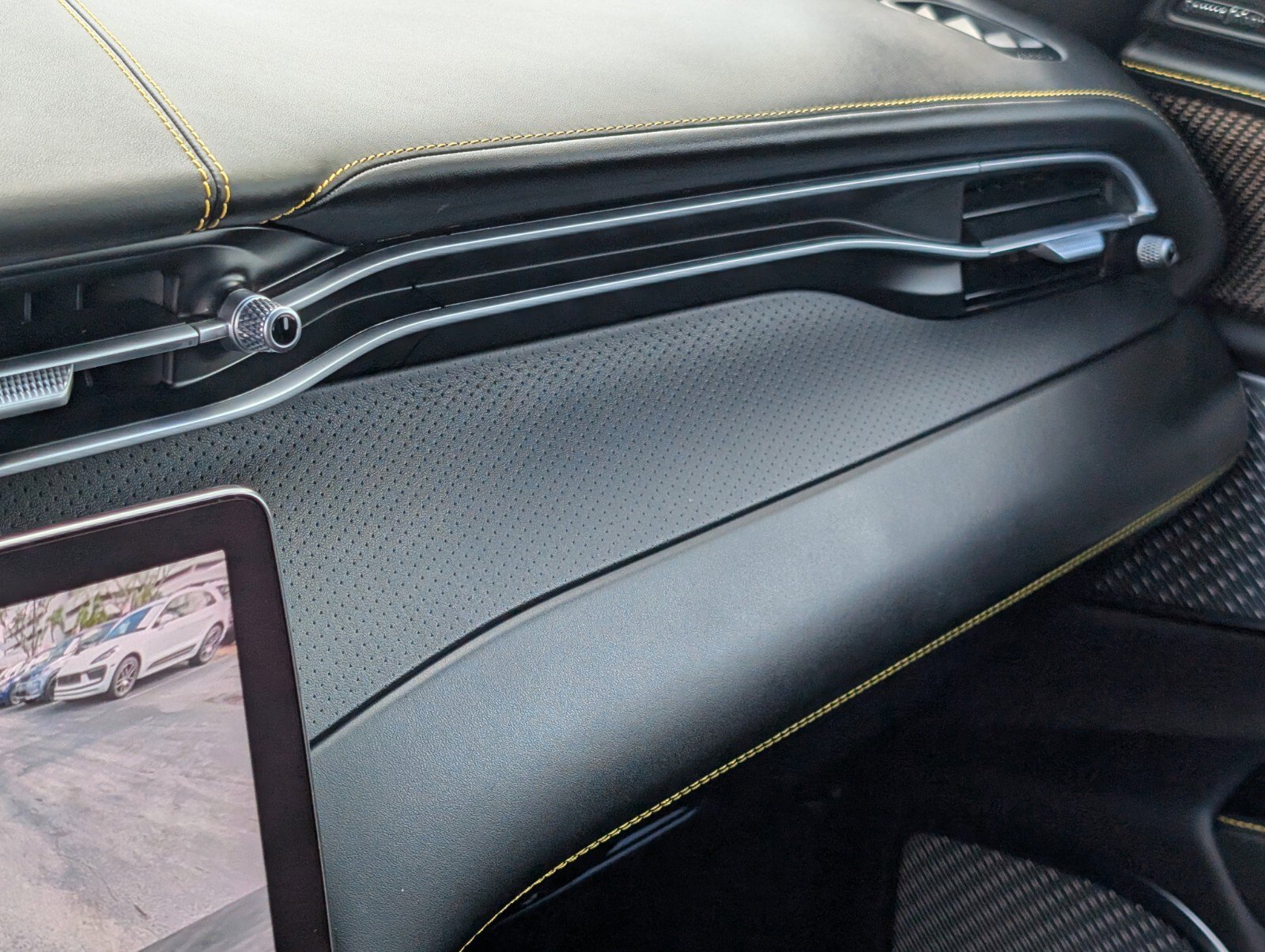 Used 2023 Maserati Grecale Modena image 32