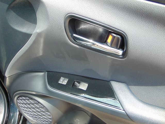 Used 2022 Toyota Prius FWD image 27