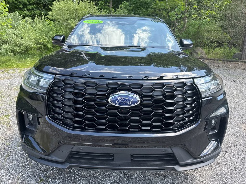 Used 2026 Ford Explorer ST-Line AWD/4WD image 2