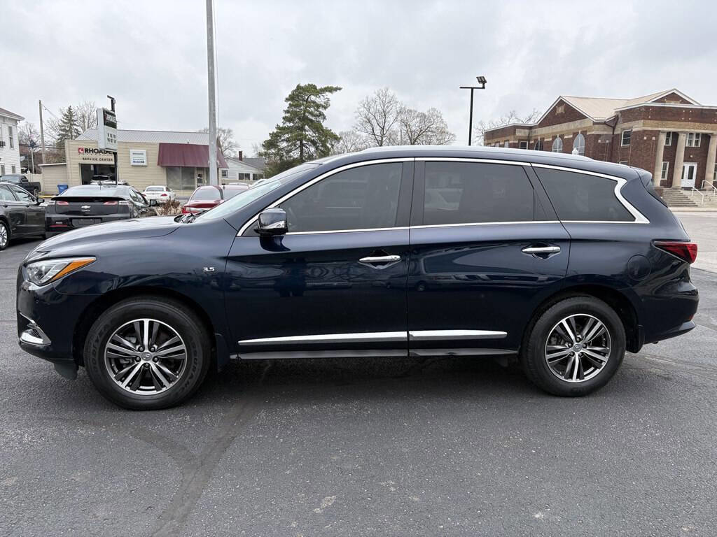 Used 2019 INFINITI QX60 Luxe w/ Essential Package AWD/4WD image 2