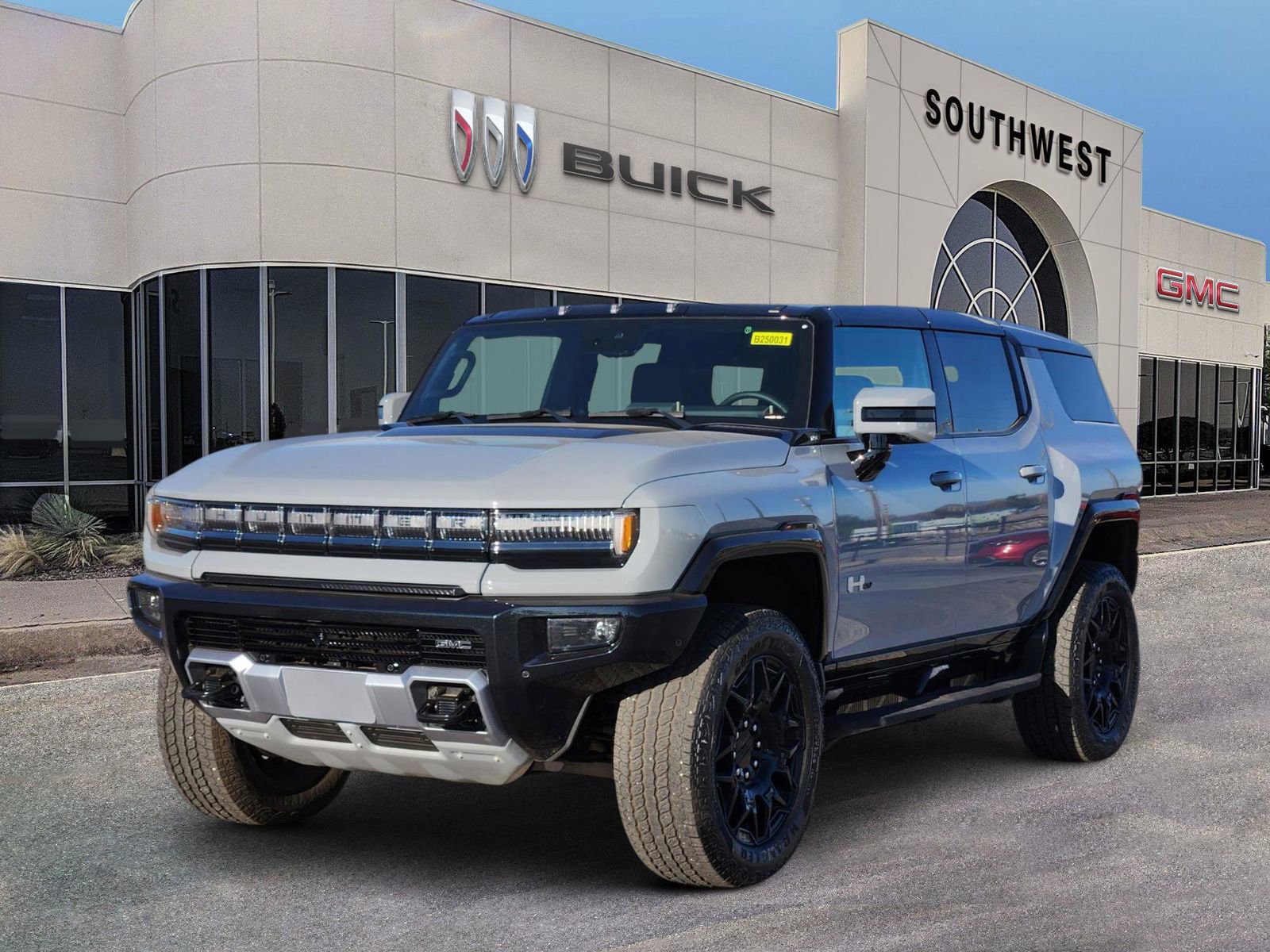 New 2025 GMC Hummer EV 2X image 2