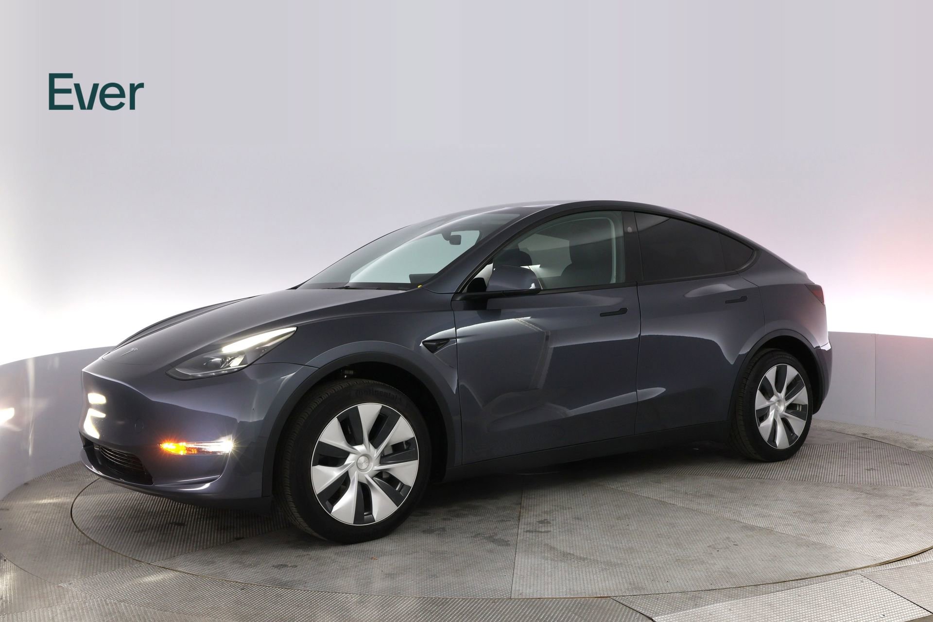 Used 2023 Tesla Model Y 2WD image 18