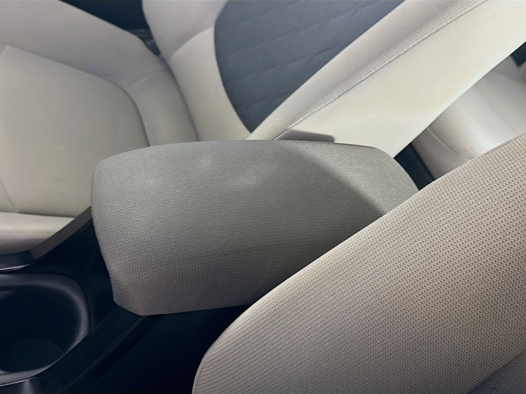 Used 2021 Toyota Corolla LE image 18