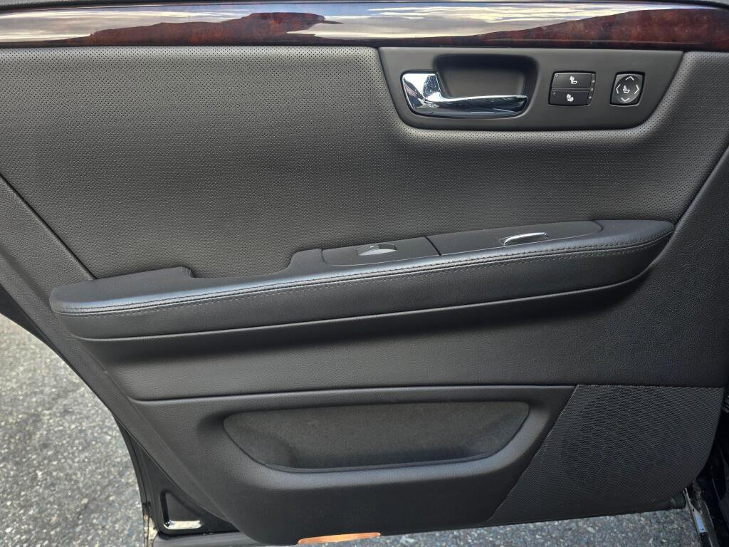 Used 2007 Cadillac DTS Performance image 20