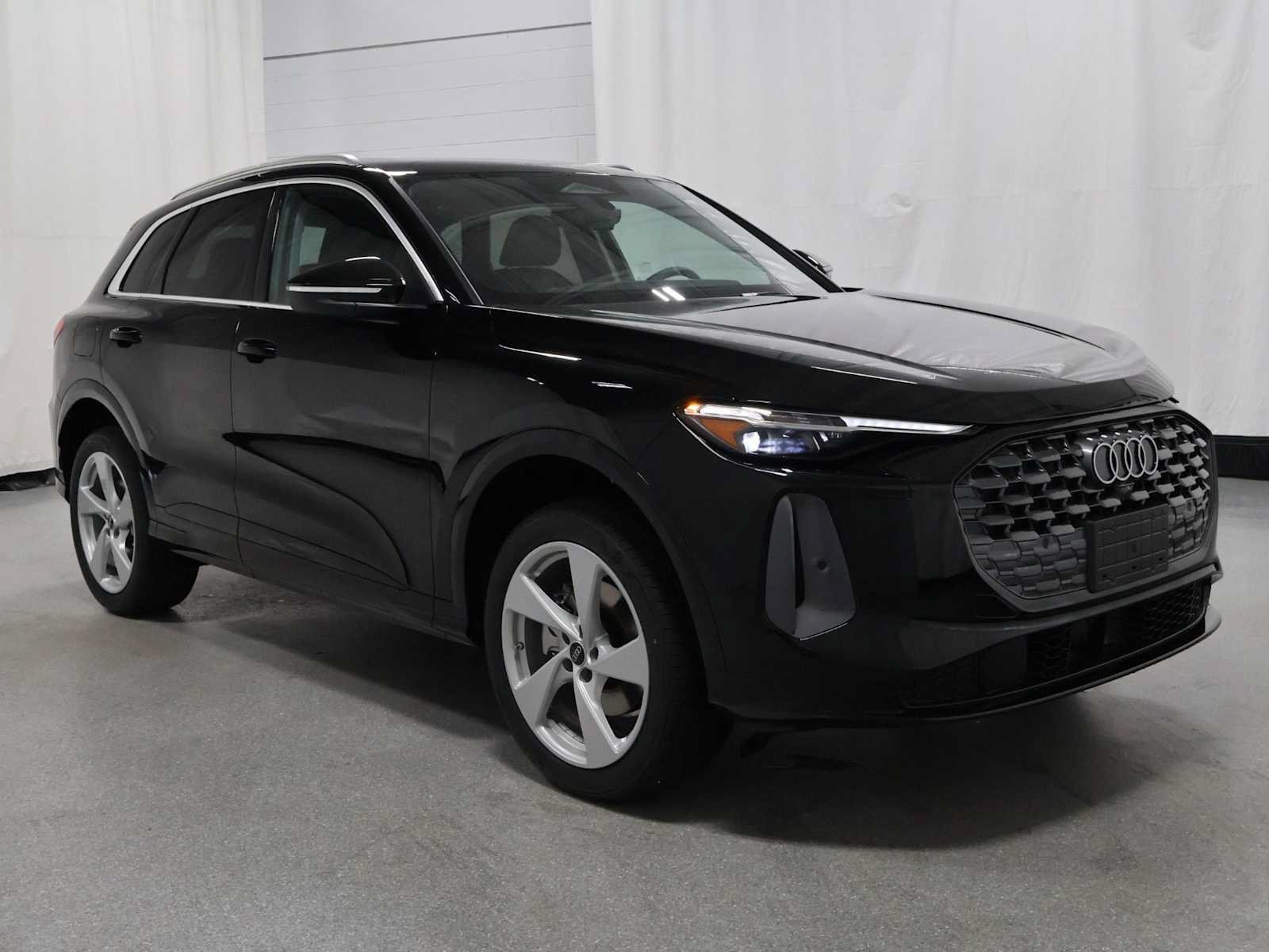 New 2026 Audi Q5 Premium Plus AWD/4WD image 13