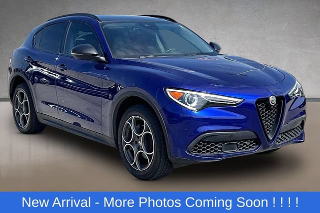 Used 2021 Alfa Romeo Stelvio Sprint w/ Nero Edizione AWD/4WD image 8