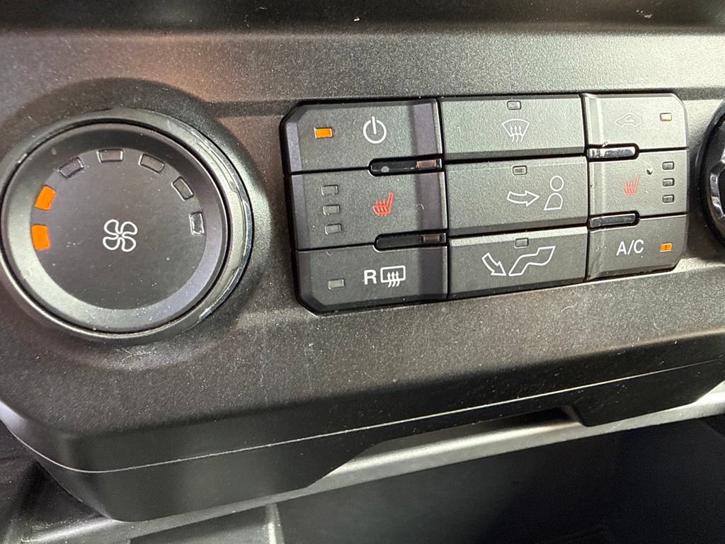 Used 2019 Ford F150 XLT w/ Equipment Group 302A Luxury AWD/4WD image 31
