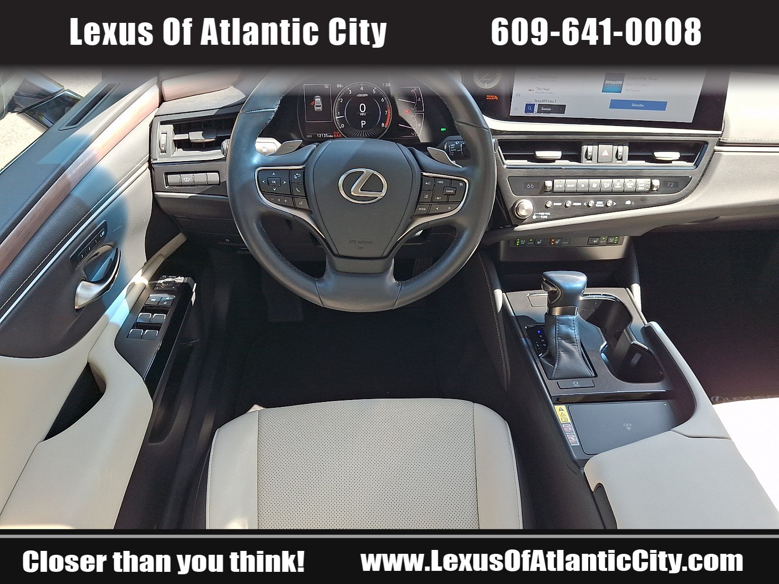 Used 2025 Lexus ES 350 w/ Premium Package FWD image 11