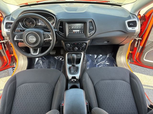 Used 2019 Jeep Compass Sport image 9