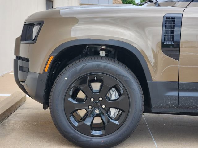 New 2026 Land Rover Defender 110 S AWD/4WD image 6