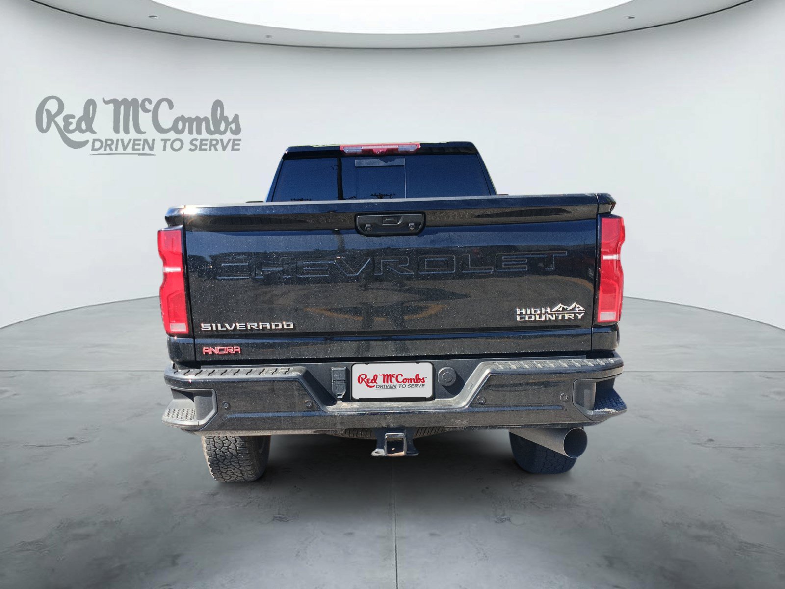 Used 2024 Chevrolet Silverado 3500 High Country w/ High Country Premium Package AWD/4WD image 5