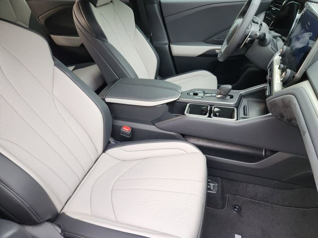 New 2026 Lexus TX 500h AWD image 9