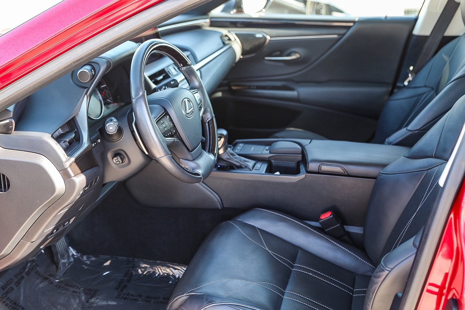 Used 2019 Lexus ES 350 Ultra Luxury w/ Accessory Package 2 FWD image 17