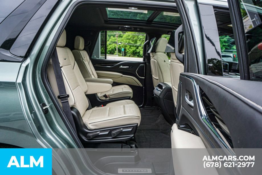 Used 2024 Cadillac Escalade Sport w/ LPO, ONYX Package AWD/4WD image 27