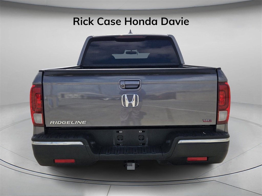 Used 2017 Honda Ridgeline RTL-T image 6