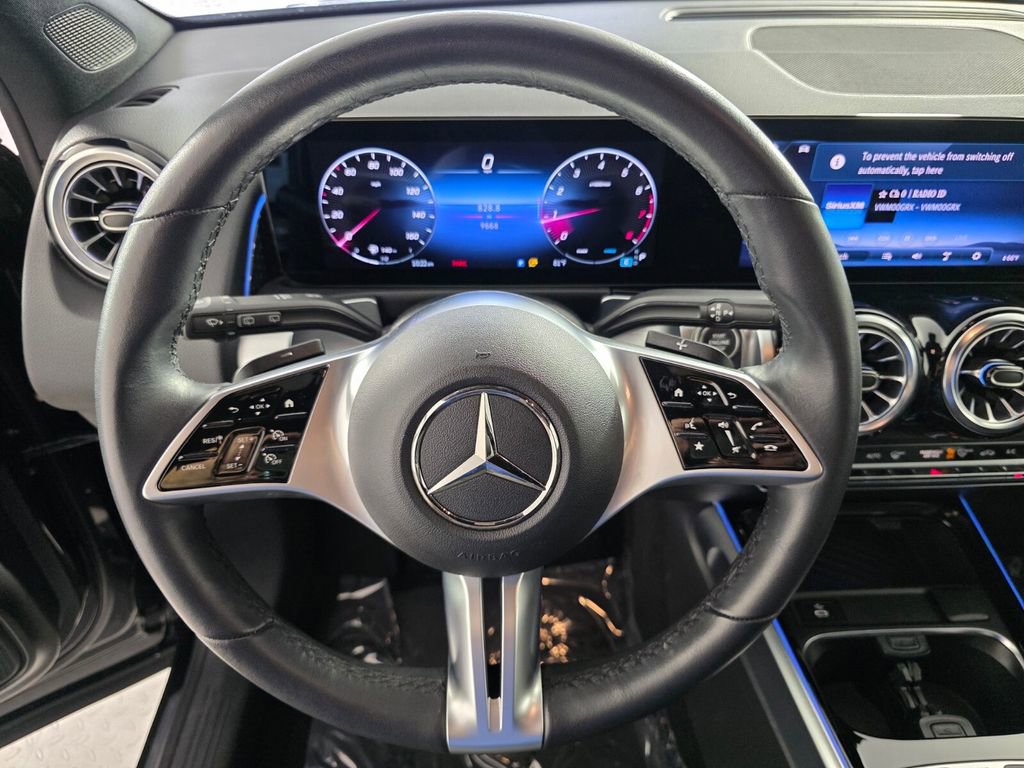 Certified 2025 Mercedes-Benz GLB 250 image 17
