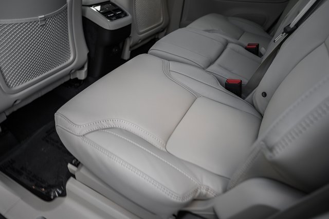 New 2026 Volvo XC90 B6 Ultra image 29