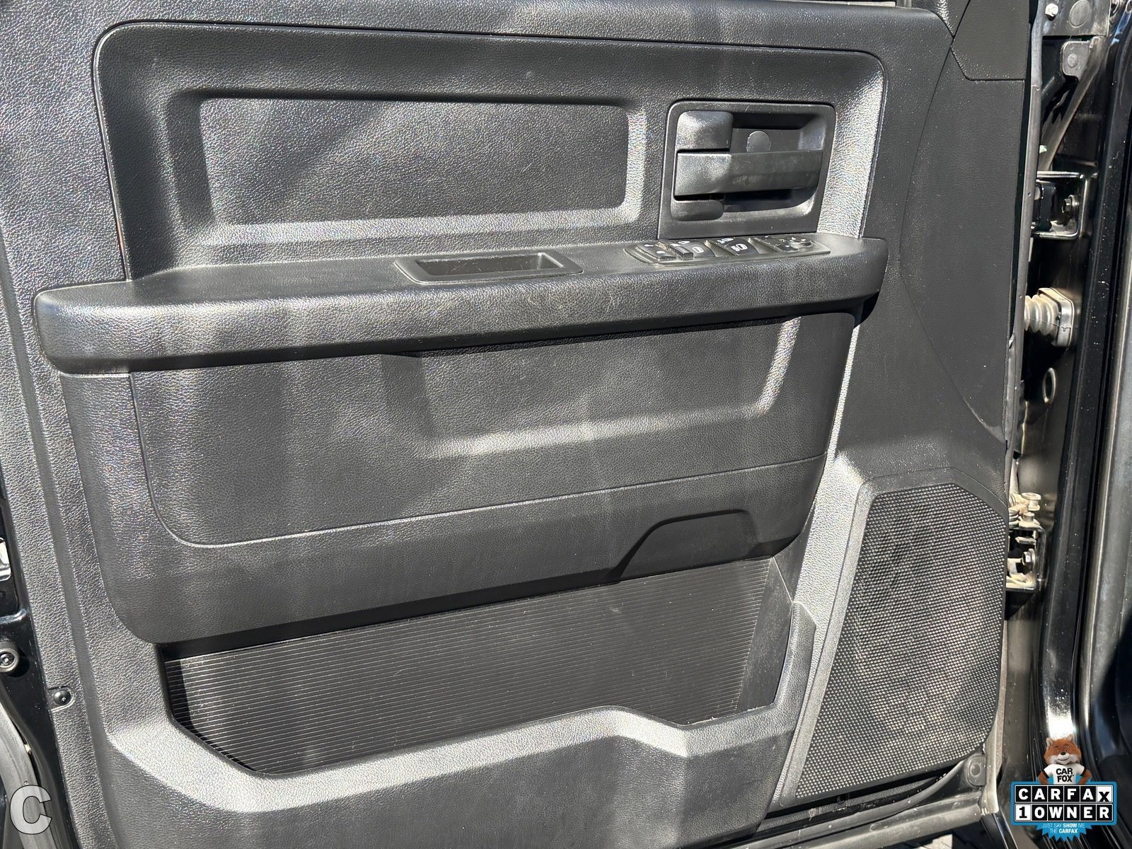 Used 2014 RAM 1500 Express w/ Black Ram 1500 Express Group image 16