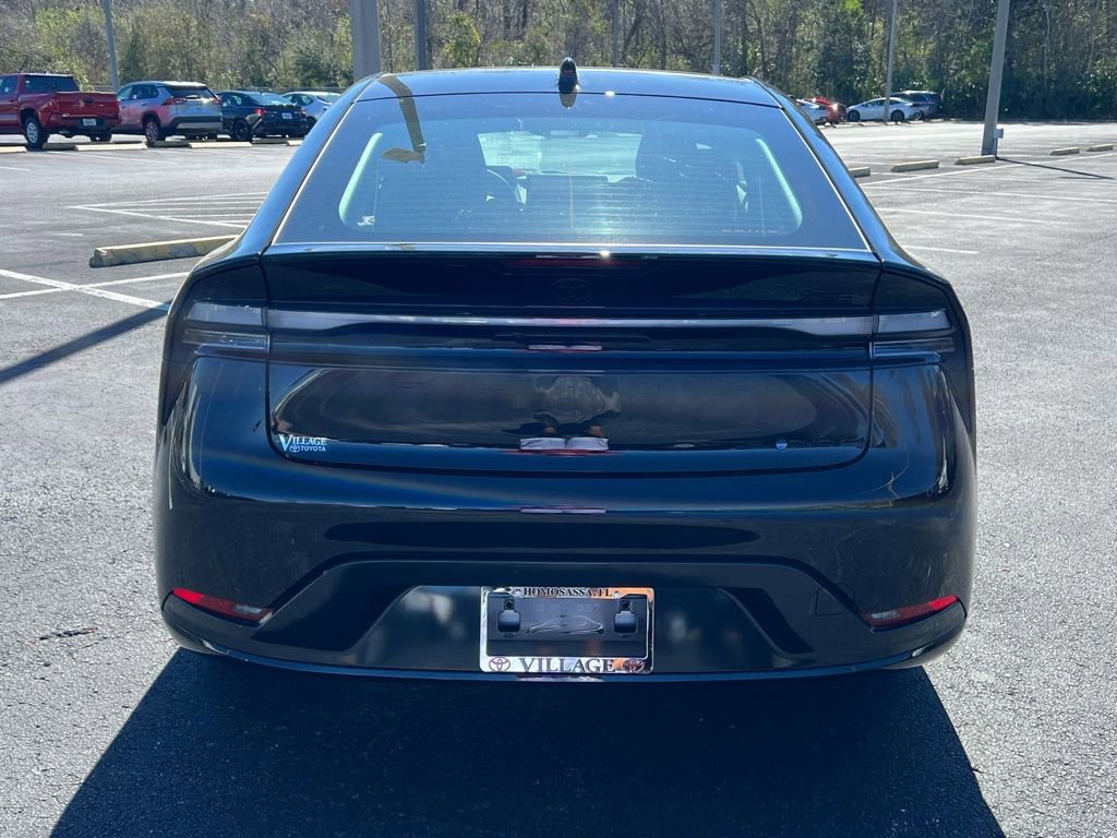 New 2026 Toyota Prius Plug-In Hybrid image 4