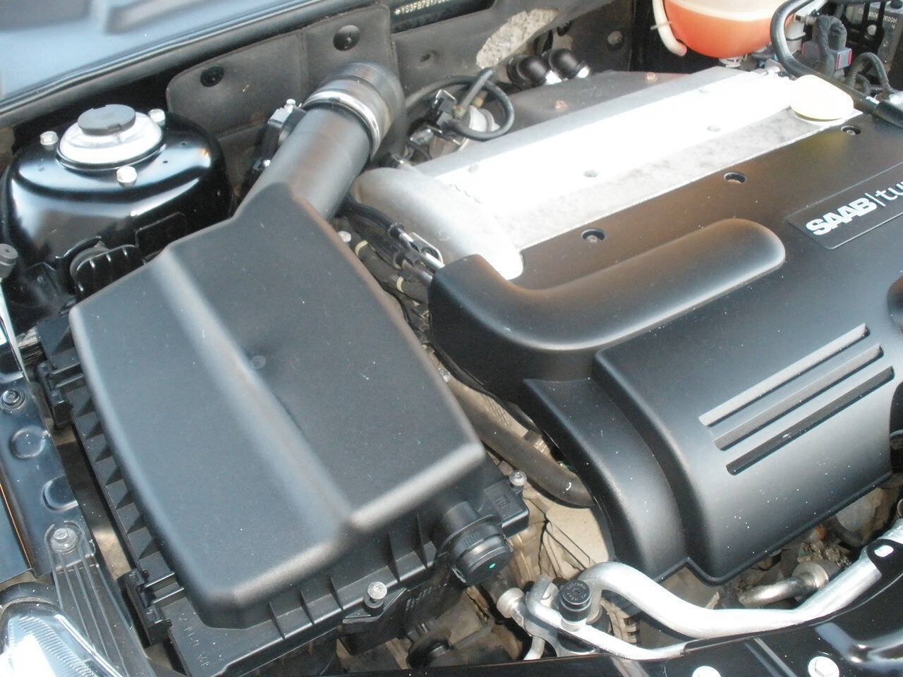 Used 2009 Saab 9-3 2.0T w/ Cold Weather Package FWD image 17