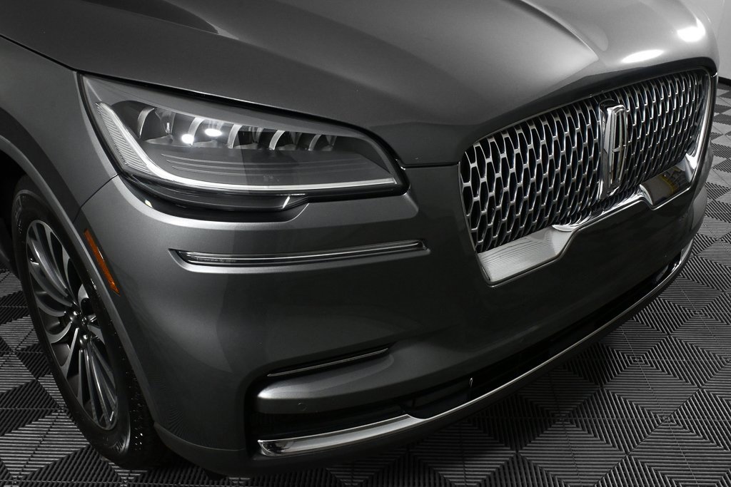 Used 2023 Lincoln Aviator Reserve w/ Elements Package Plus image 36