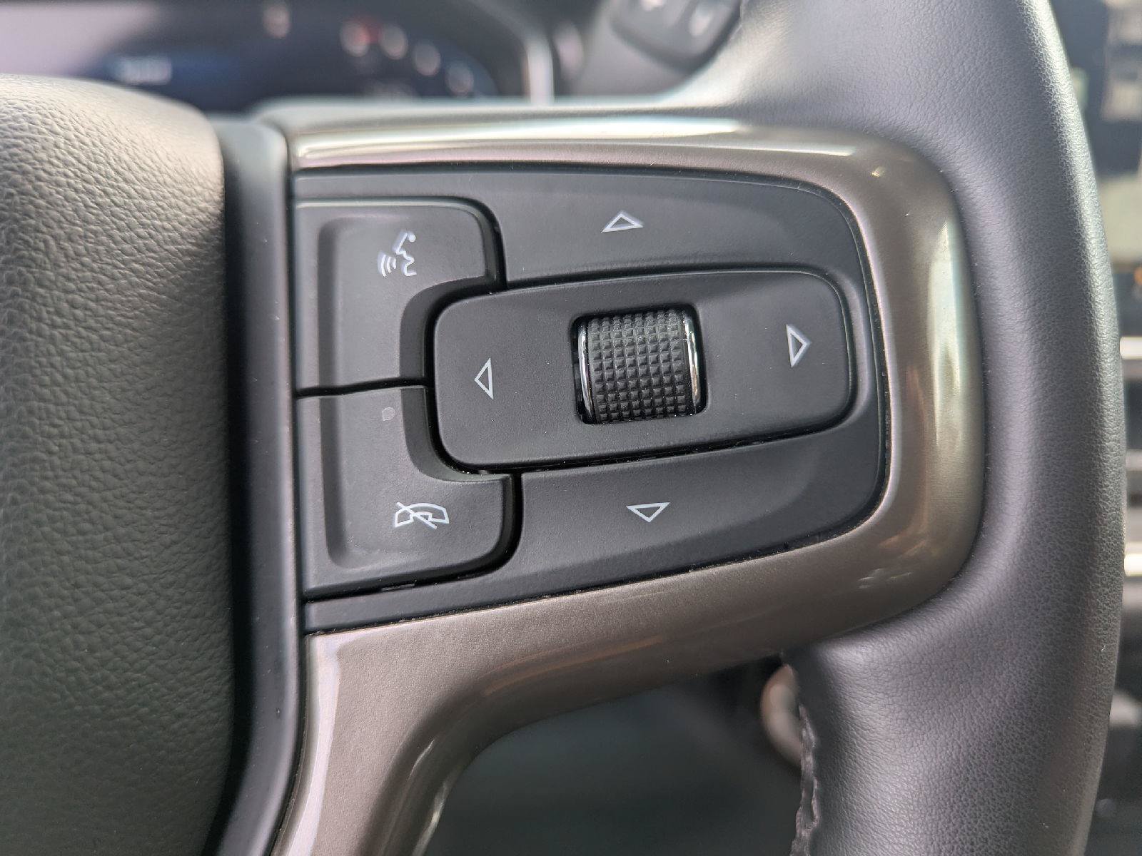 Used 2024 Chevrolet Silverado 2500 High Country w/ Technology Package AWD/4WD image 24