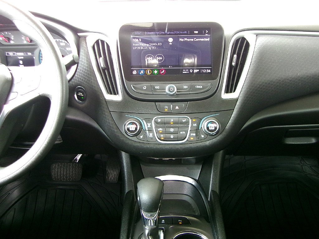 Used 2024 Chevrolet Malibu LT FWD image 14