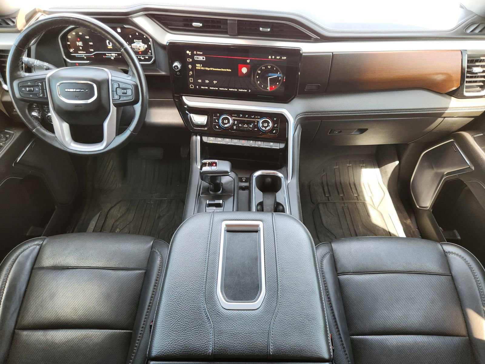 Used 2022 GMC Sierra 1500 Denali w/ Technology Package image 29