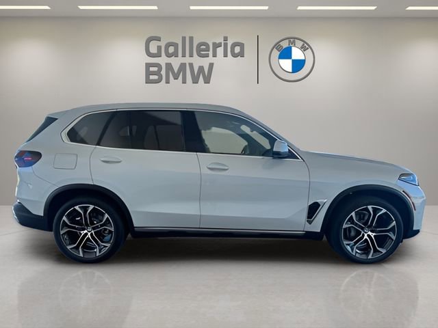 New 2026 BMW X5 xDrive40i w/ Climate Comfort Package AWD/4WD image 4
