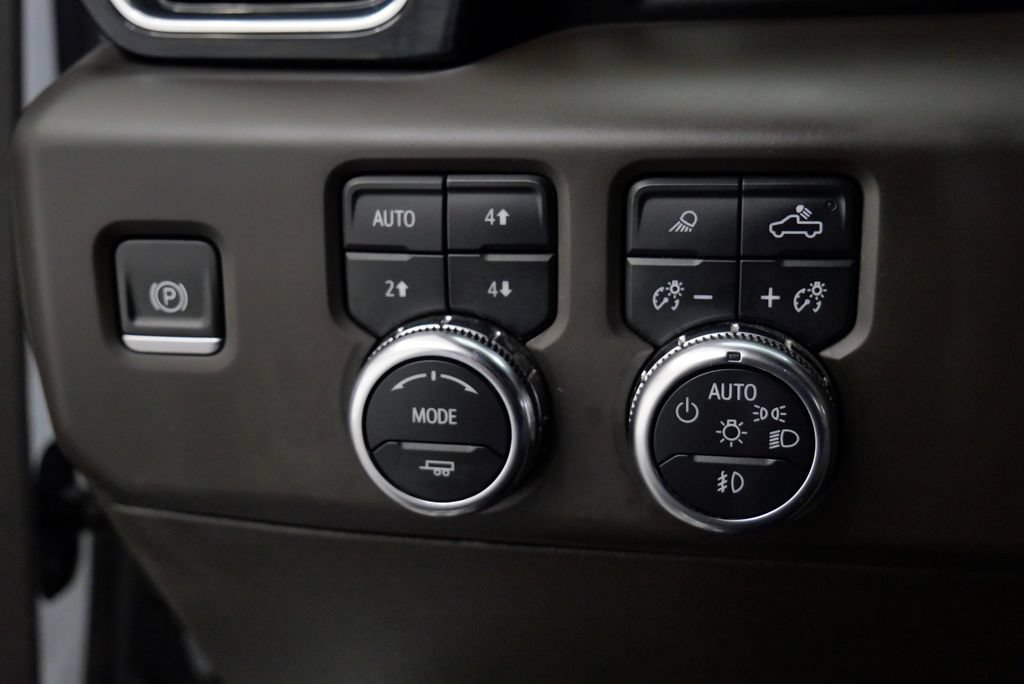 Used 2024 GMC Sierra 2500 Denali w/ Denali Reserve Package AWD/4WD image 26