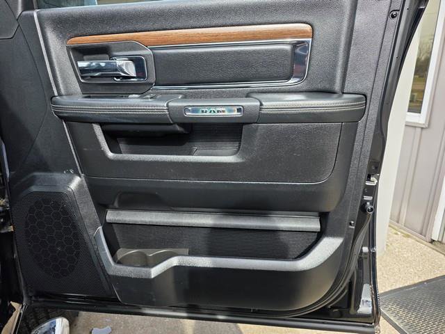 Used 2014 RAM 1500 Laramie w/ Convenience Group image 25