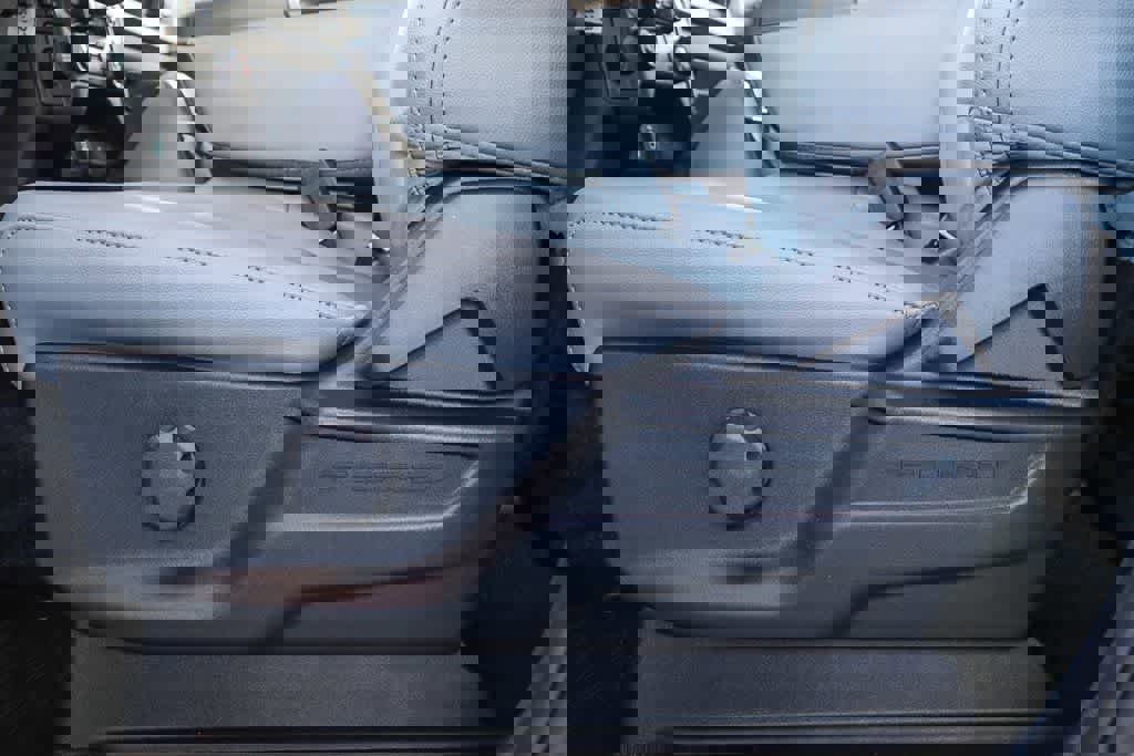 New 2026 Ford F250 XL w/ XL Chrome Package image 21